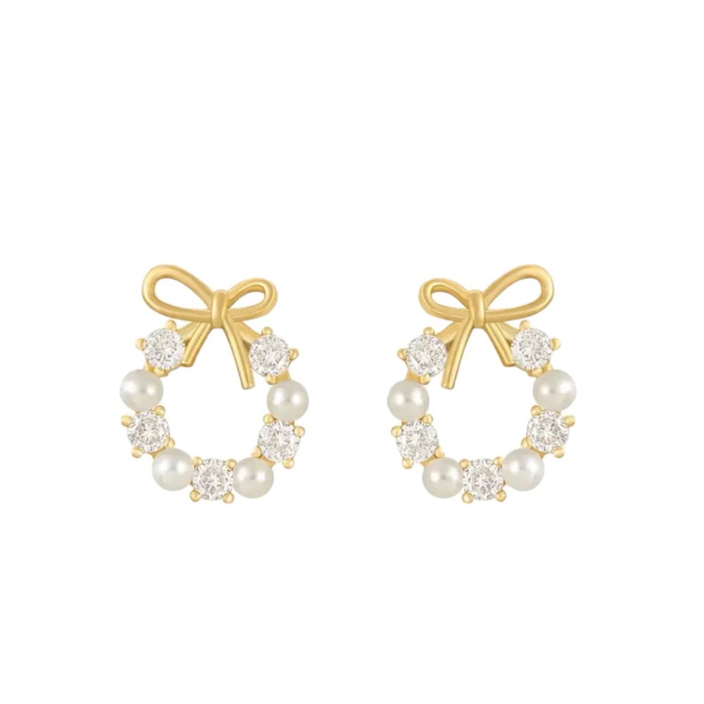 Pearl and Rhinestone Golden Wreath Earrings